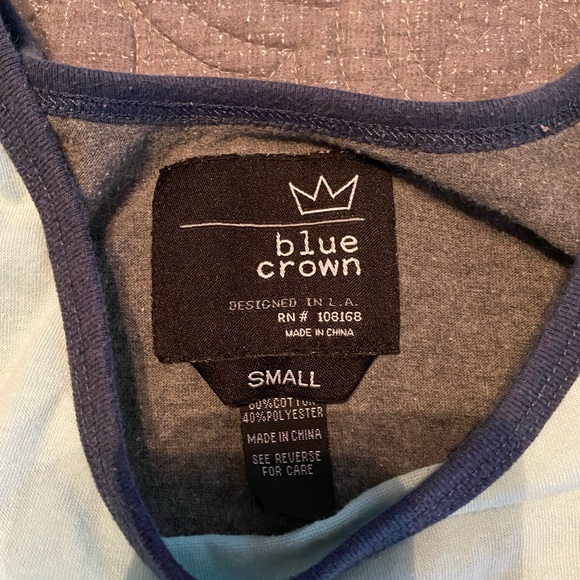 Blue crown - Picture 2 of 2